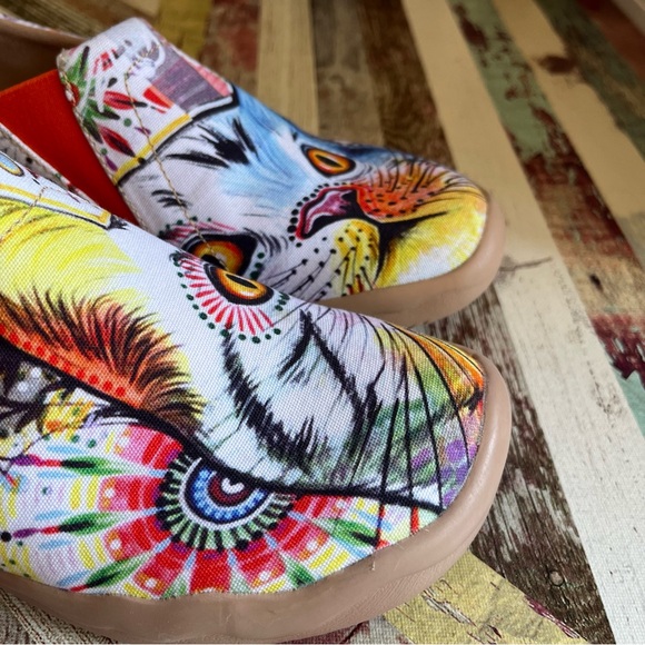 UIN Cheer Up Kitty Cat Slip On Toledo Loafers Shoes Canvas Loose Toe Box EUC 7.5 - Picture 11 of 15